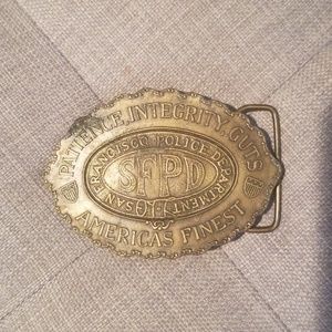Belt buckle